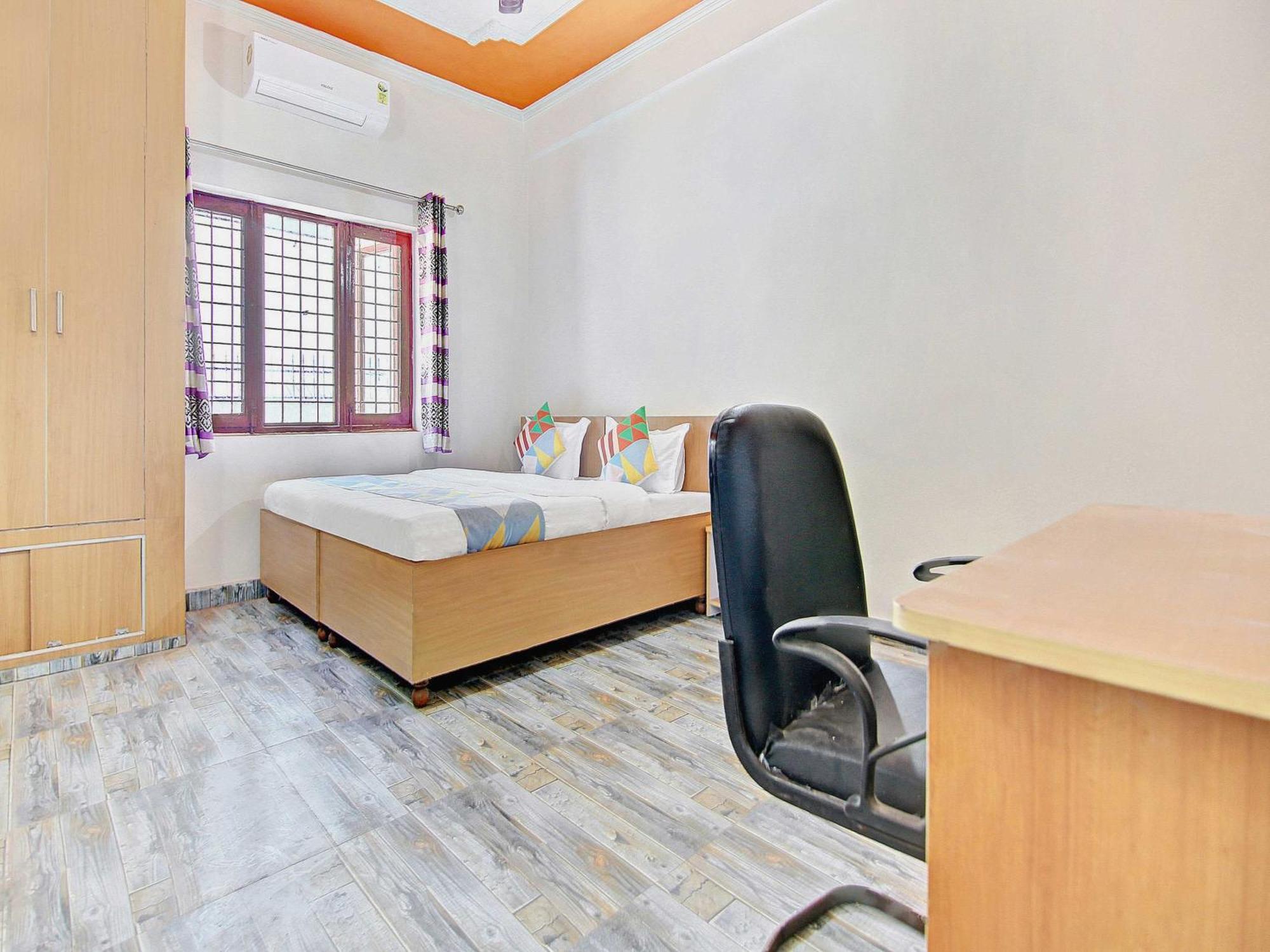 Home 78802 Balaji Bhawan Jhajra Ngoại thất bức ảnh