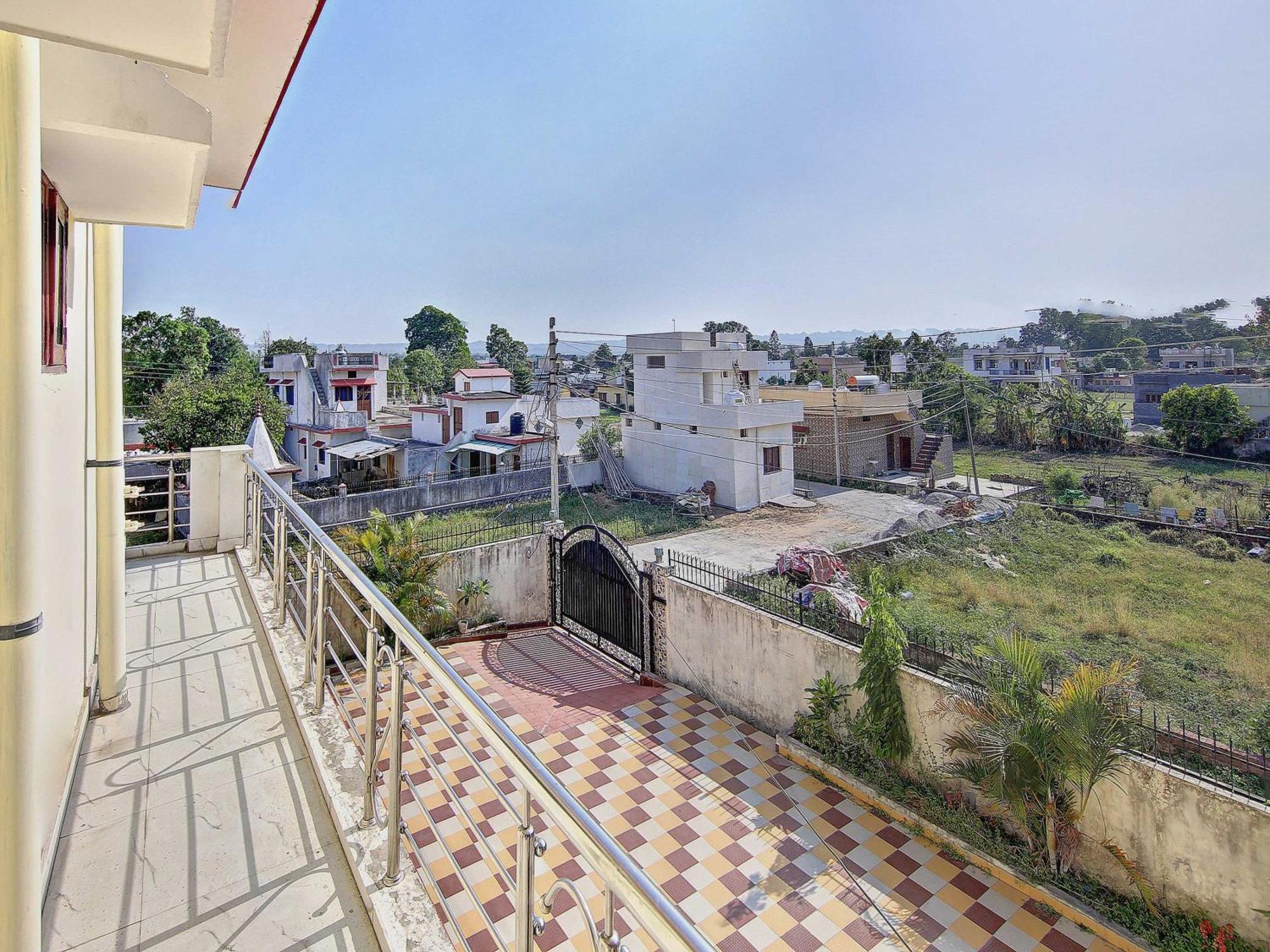 Home 78802 Balaji Bhawan Jhajra Ngoại thất bức ảnh