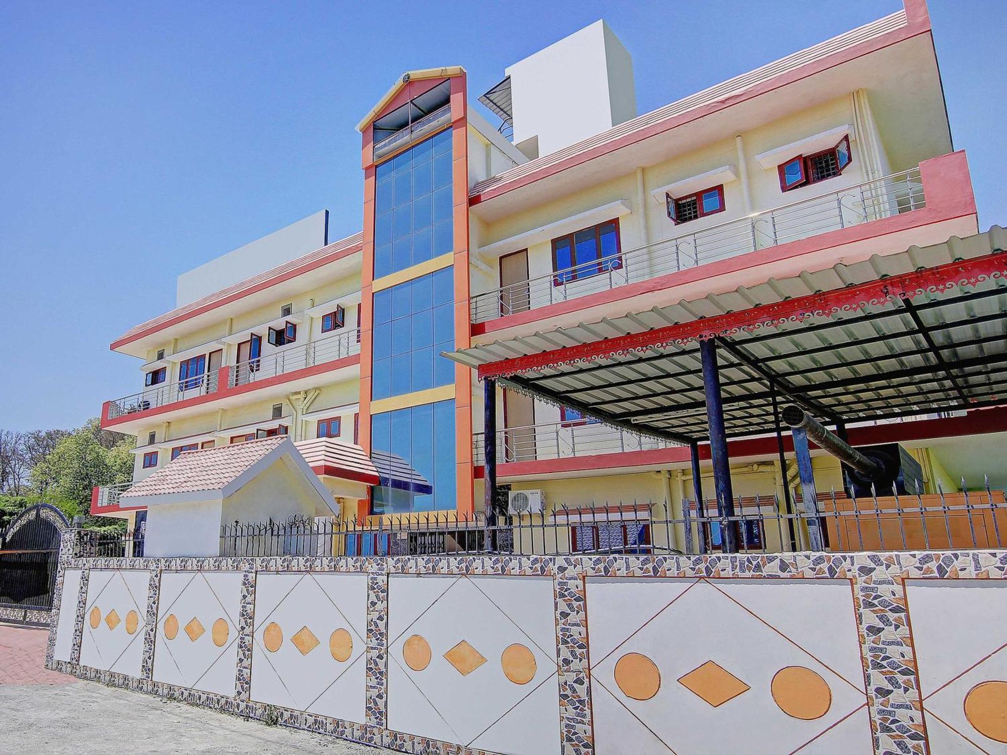 Home 78802 Balaji Bhawan Jhajra Ngoại thất bức ảnh