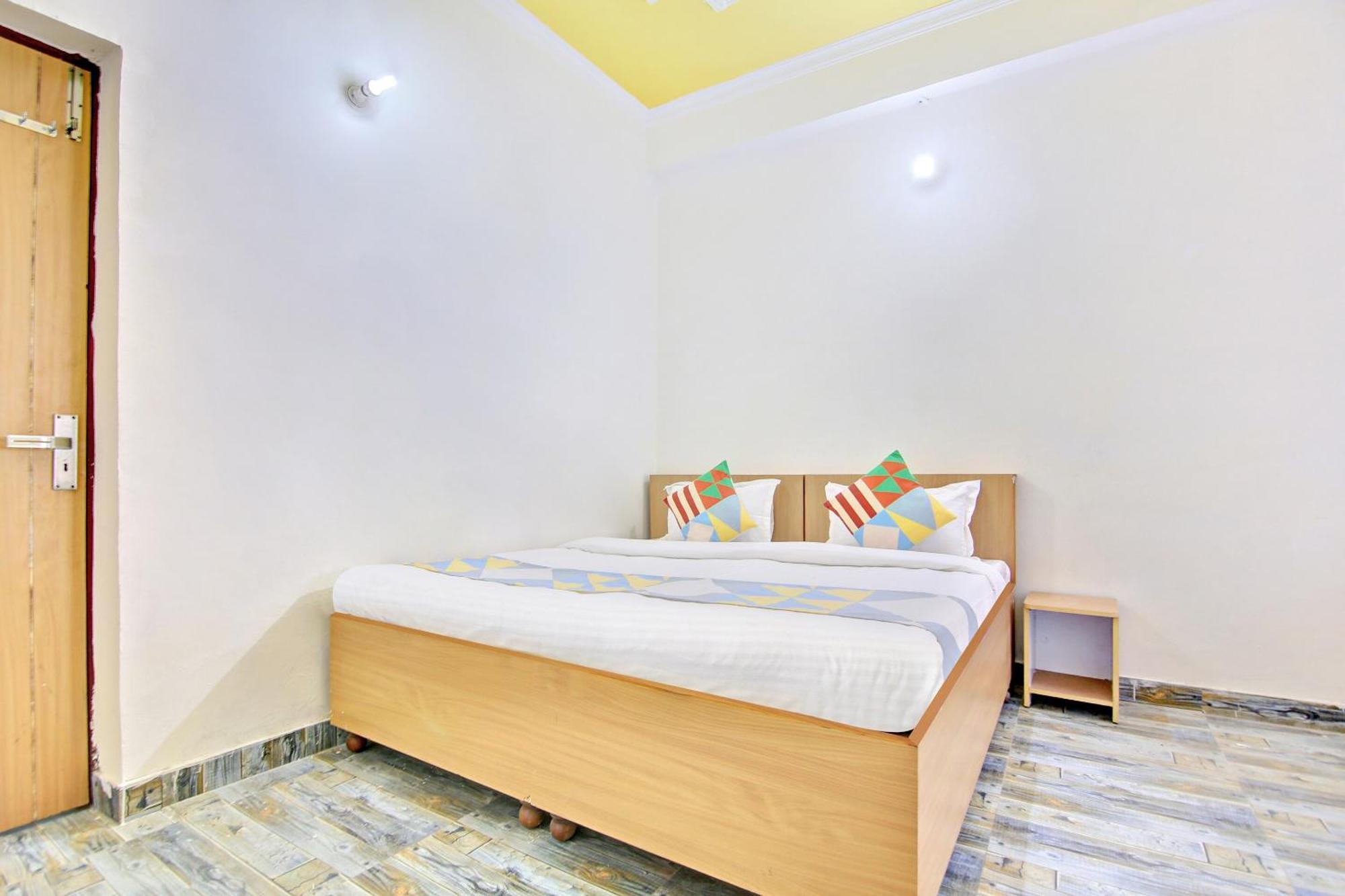 Home 78802 Balaji Bhawan Jhajra Ngoại thất bức ảnh