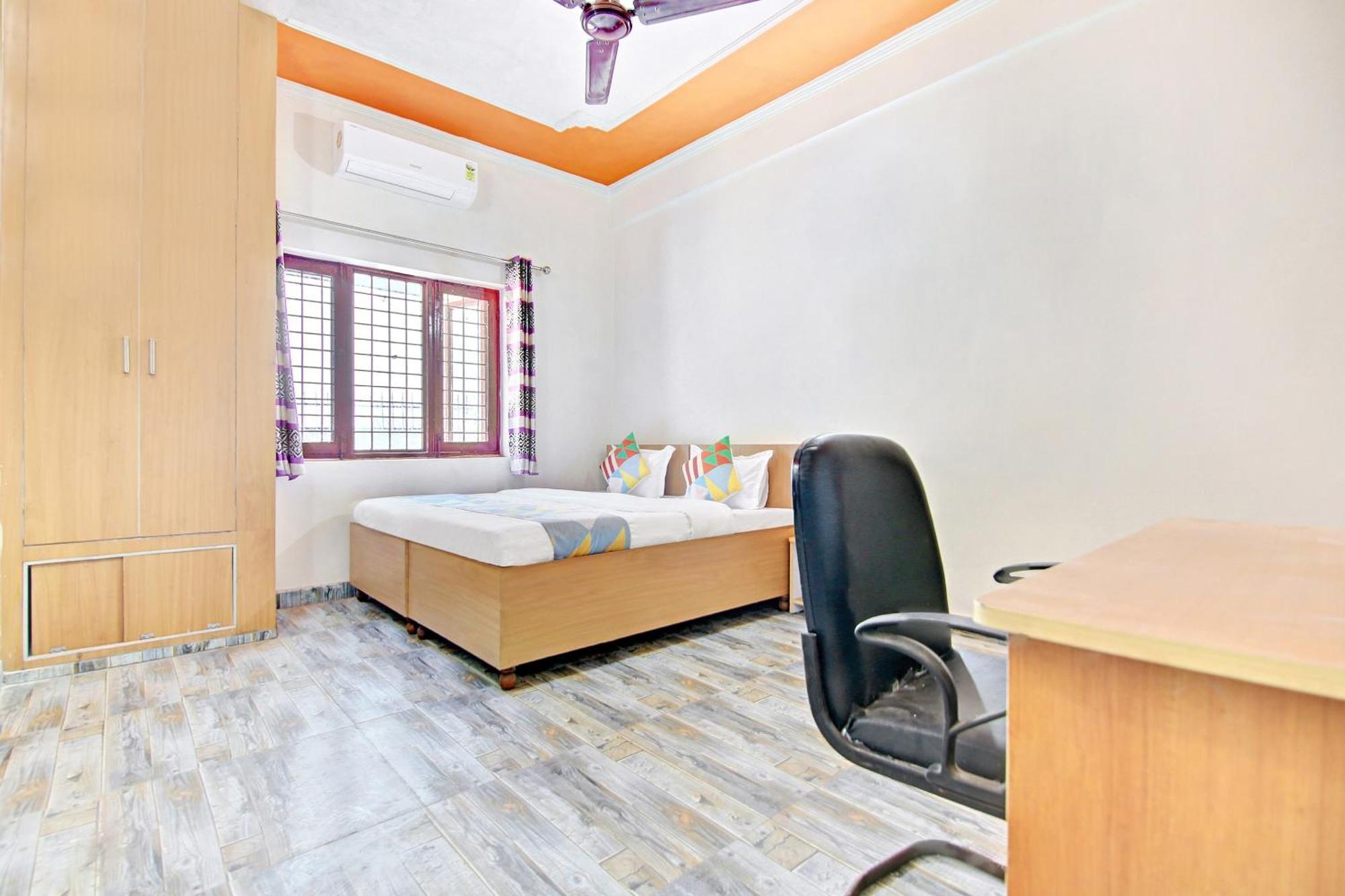 Home 78802 Balaji Bhawan Jhajra Ngoại thất bức ảnh