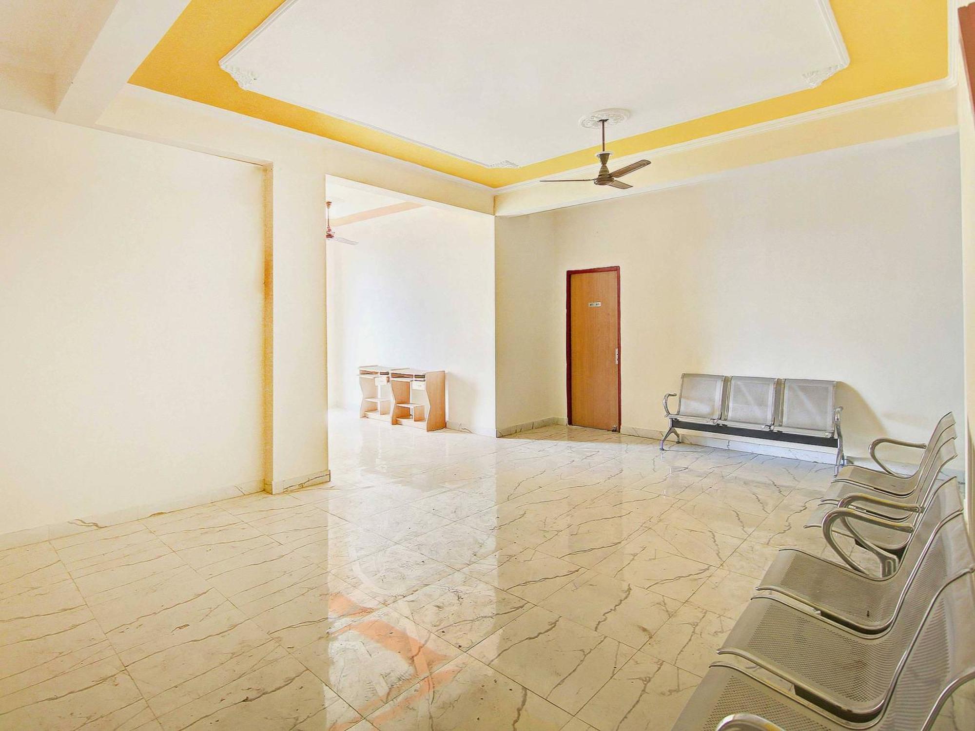 Home 78802 Balaji Bhawan Jhajra Ngoại thất bức ảnh