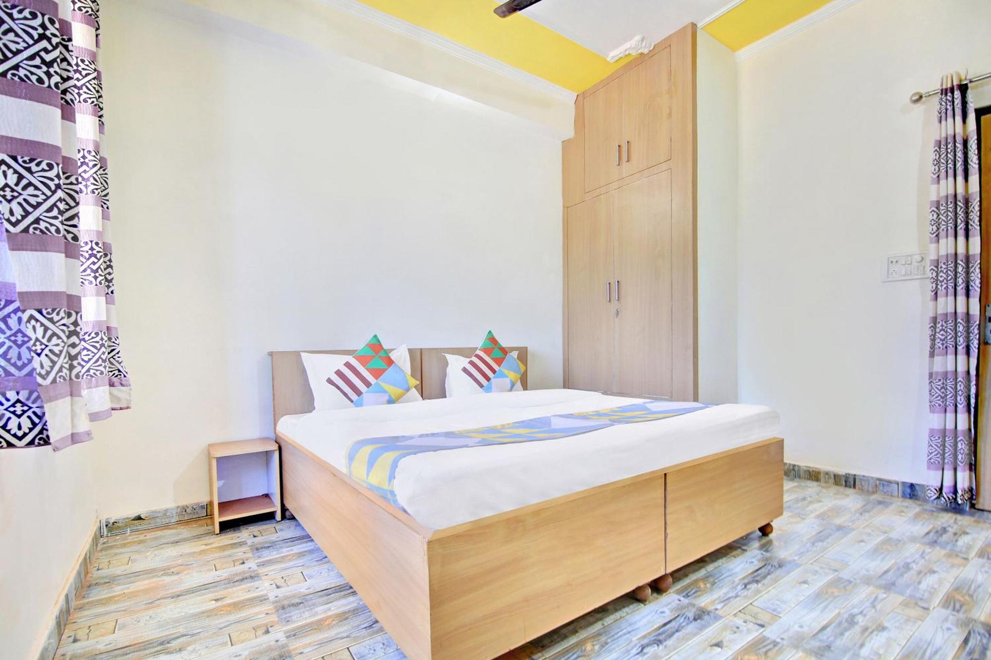 Home 78802 Balaji Bhawan Jhajra Ngoại thất bức ảnh