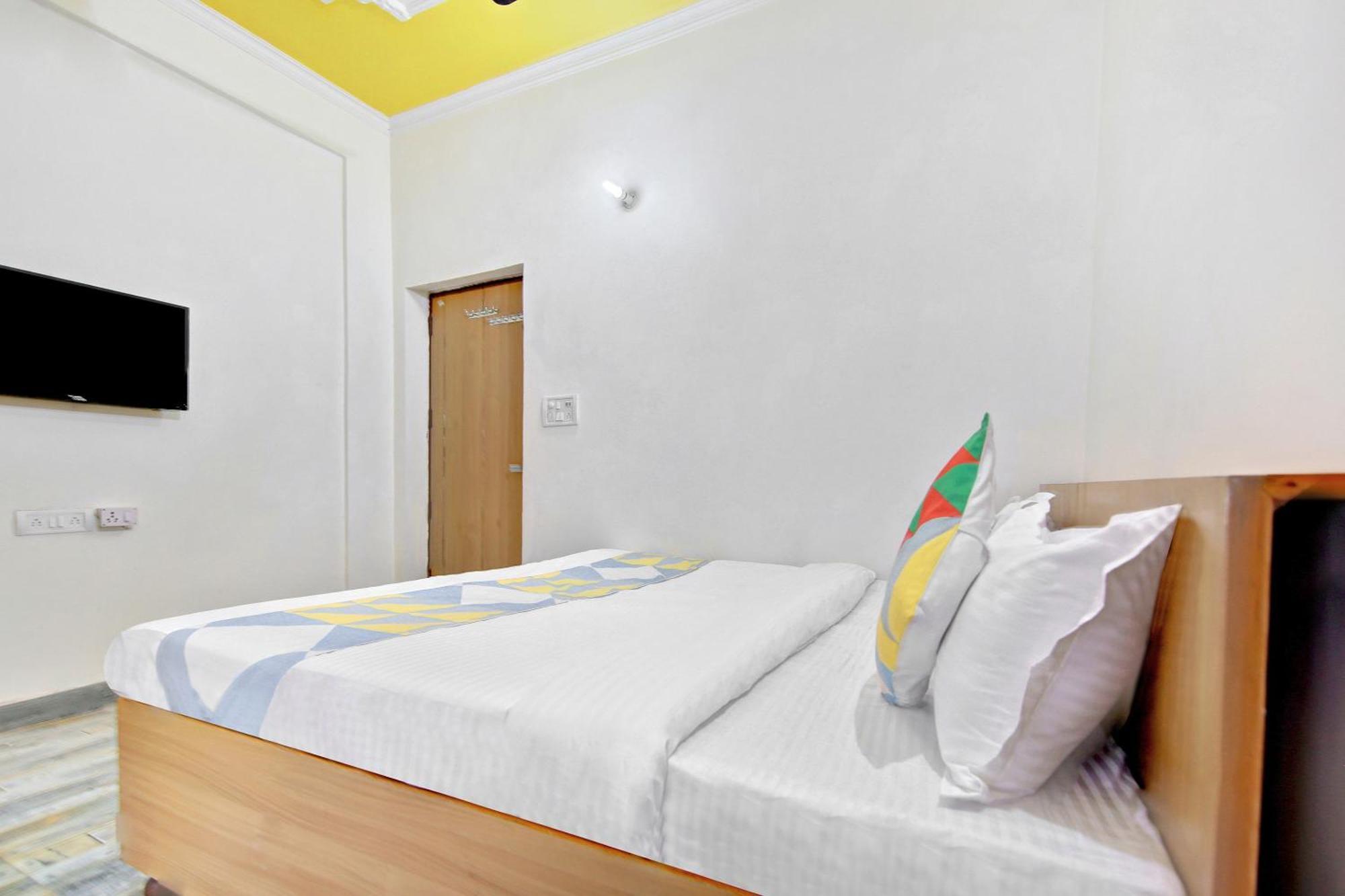 Home 78802 Balaji Bhawan Jhajra Ngoại thất bức ảnh